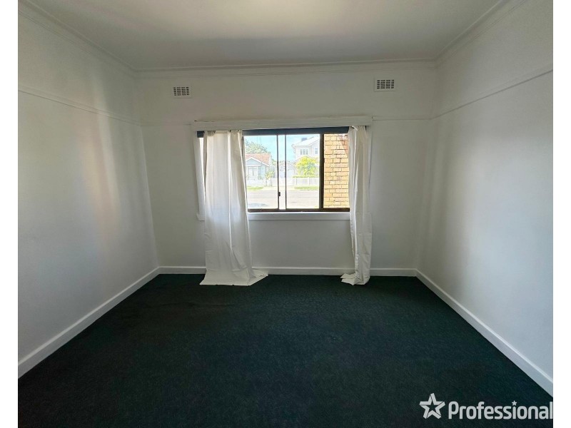 1/76 Woods Street, Newport VIC 3015