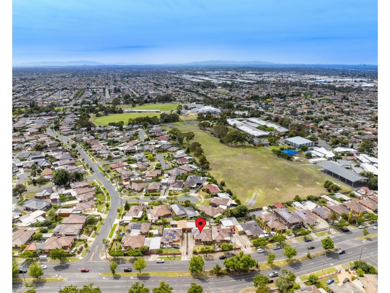 180 Edgars Road, Thomastown VIC 3074