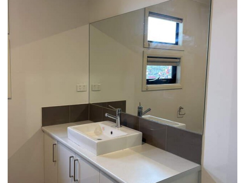 240 Station Road, Cairnlea VIC 3023