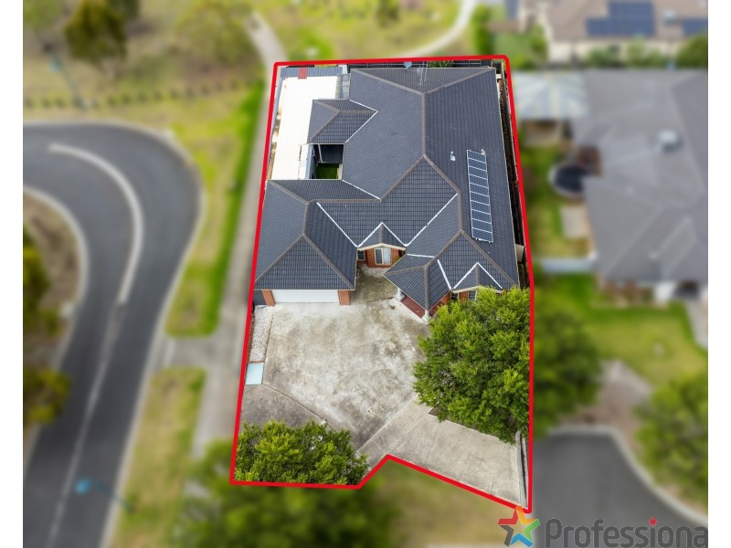 40 Litchfield Way, Taylors Hill VIC 3037