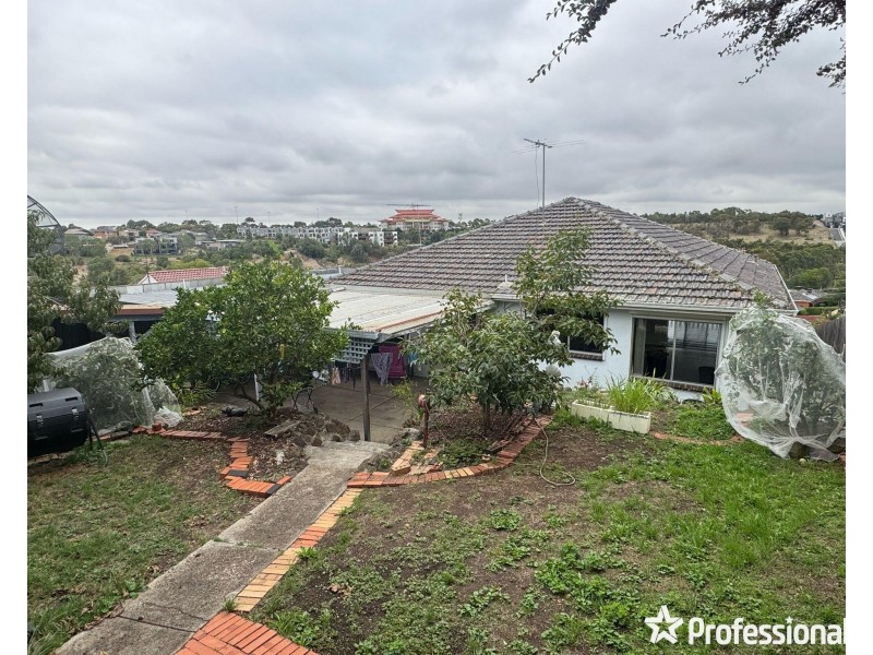 10 Rhonda Street, Avondale Heights VIC 3034