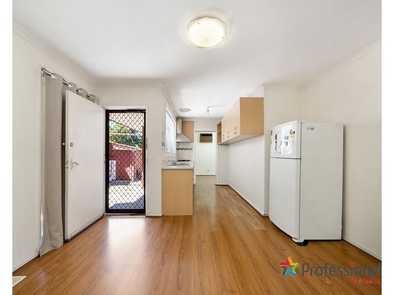 14 Barnes Crescent, Sunshine West VIC 3020