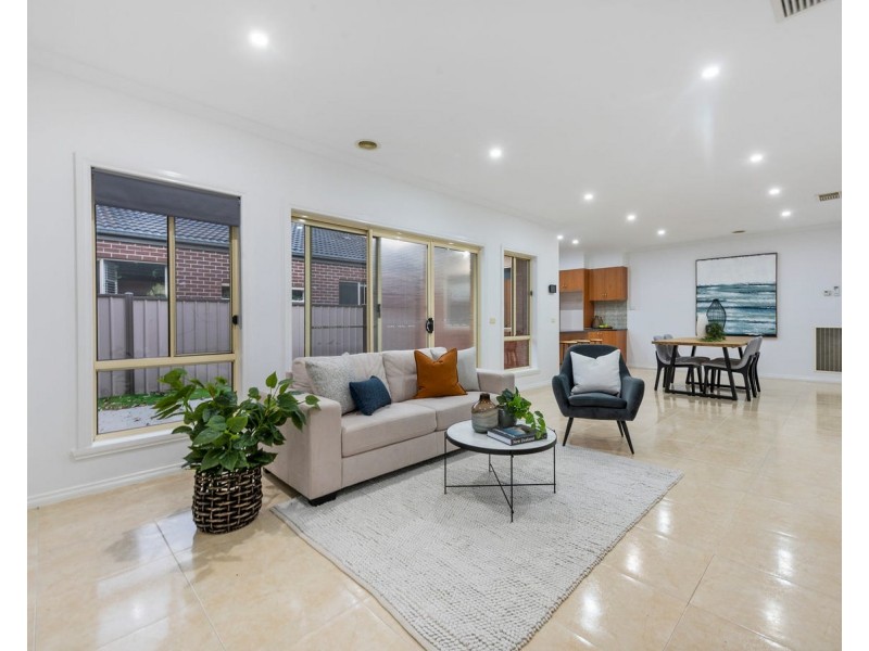 1 Waterside Drive, Burnside Heights VIC 3023