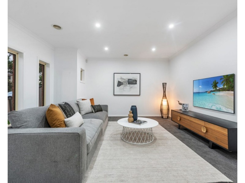 1 Waterside Drive, Burnside Heights VIC 3023