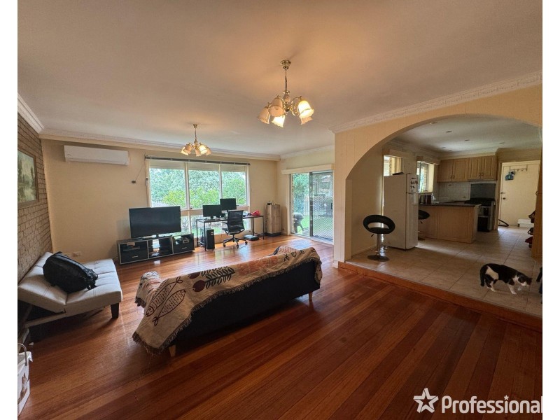 3 Swansea Parade, St Albans VIC 3021