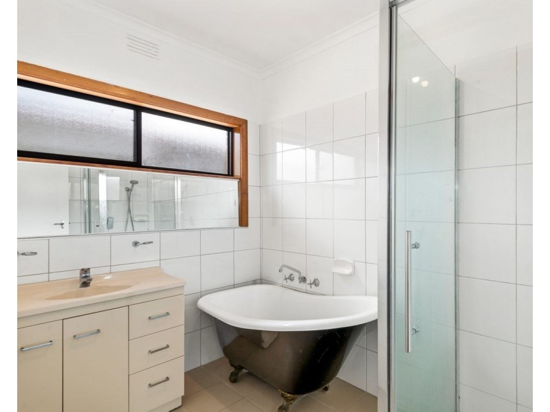 3 Lois Street, St Albans VIC 3021