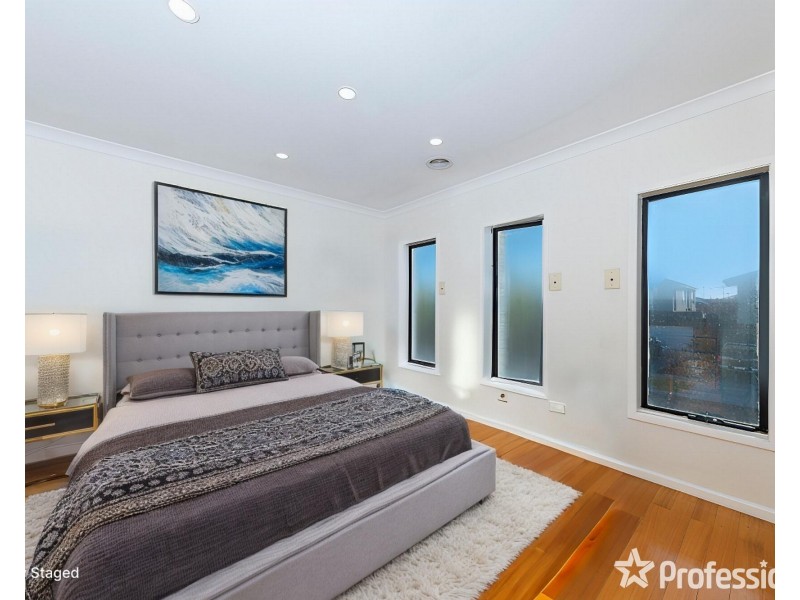 26 Narooma Avenue, Burnside VIC 3023
