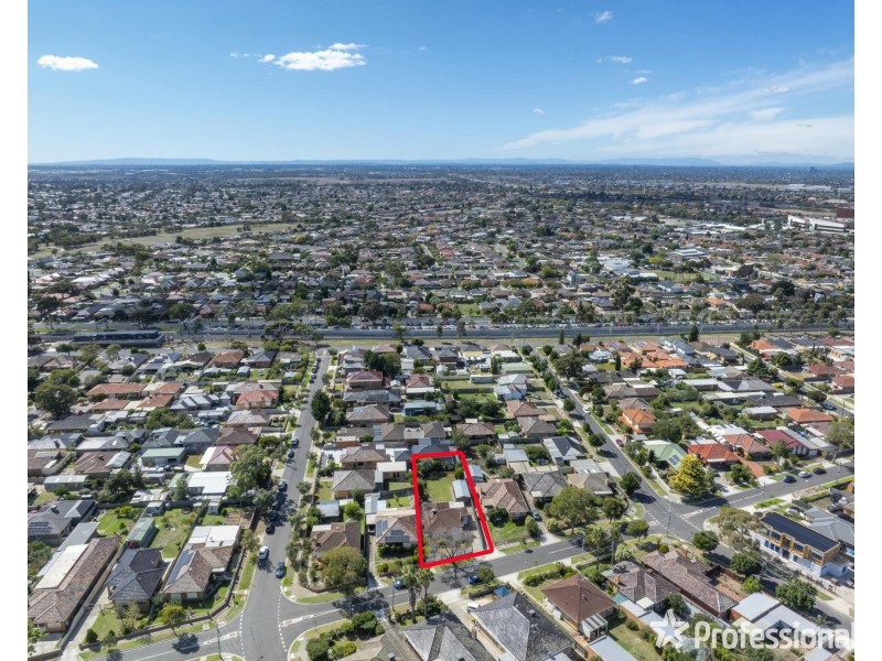 26 Rhodes Street, St Albans VIC 3021