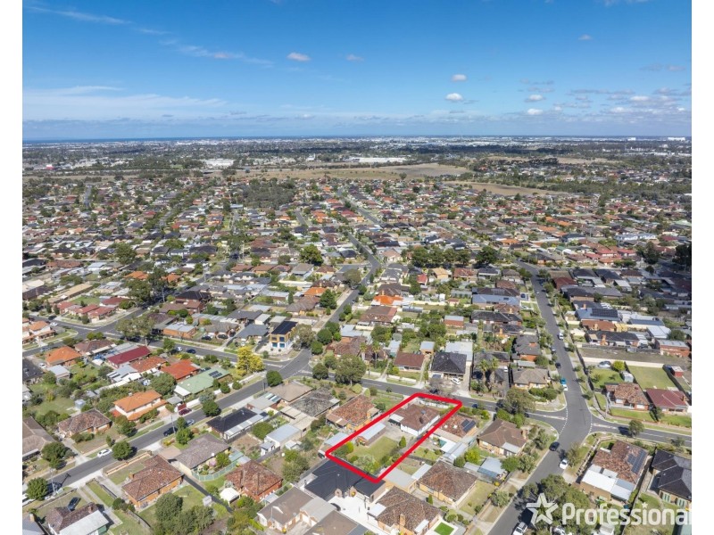 26 Rhodes Street, St Albans VIC 3021