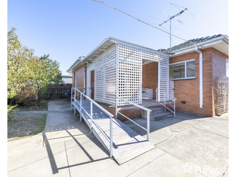 9 Willis Street, St Albans VIC 3021