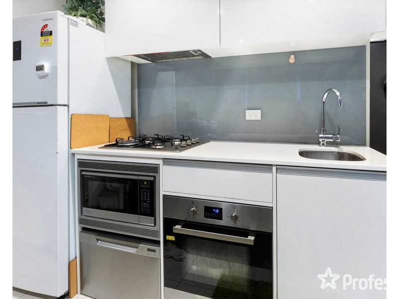 506B/2 Dennis Street, Footscray VIC 3011