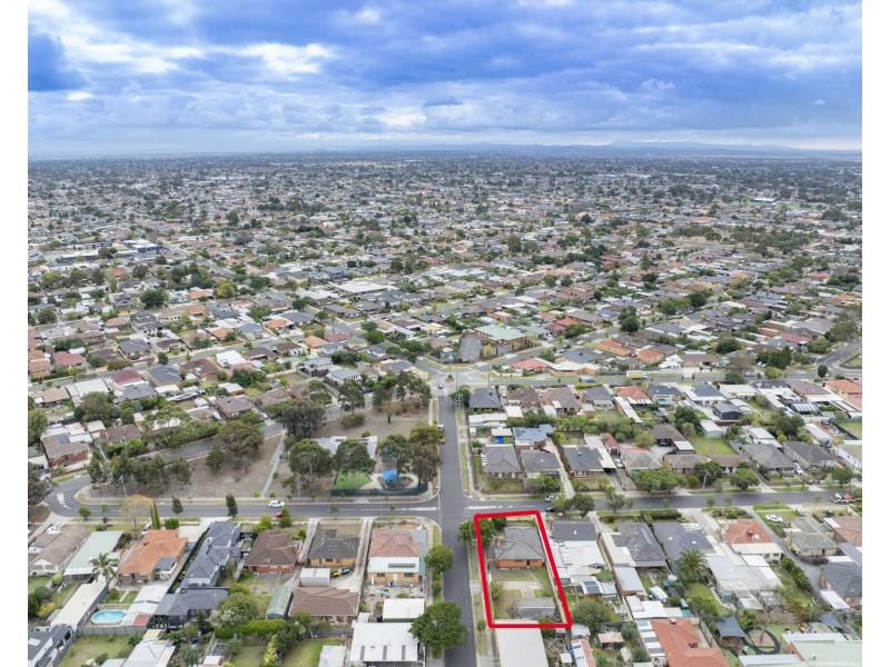 20 Harmon Avenue, St Albans VIC 3021