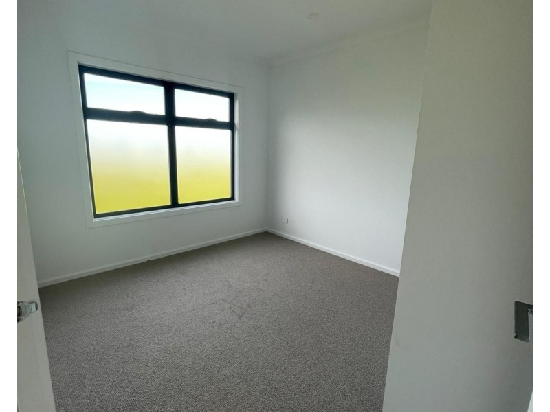 113 Fusion Cct, Cranbourne West VIC 3977