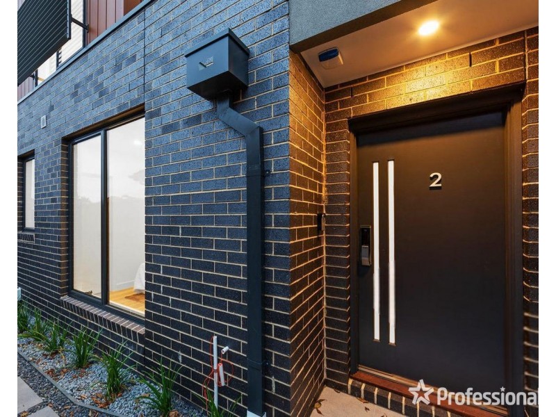 2/79 Phoenix Street, Sunshine North VIC 3020