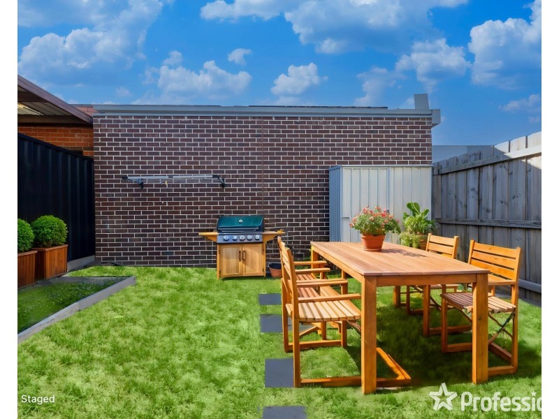 3,4,8/16-18 Curtin street, St Albans VIC 3021