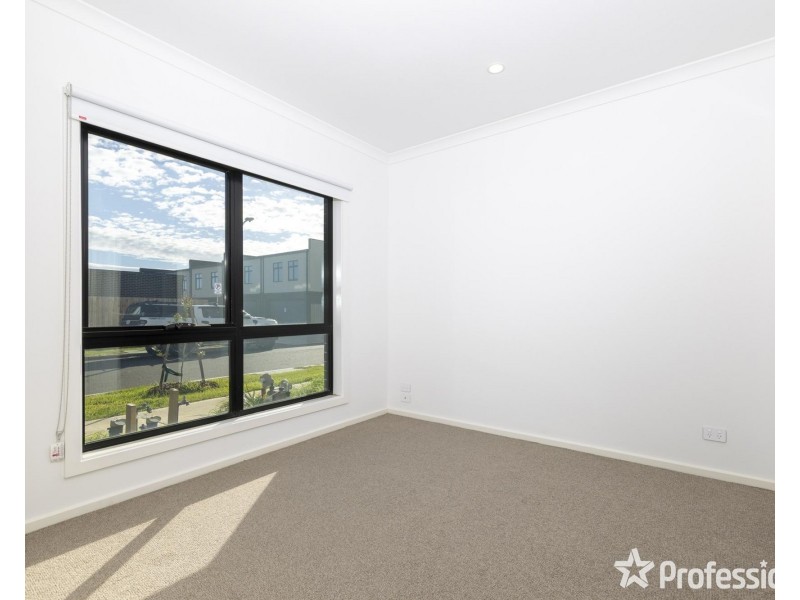 113 Fusion Cct, Cranbourne West VIC 3977