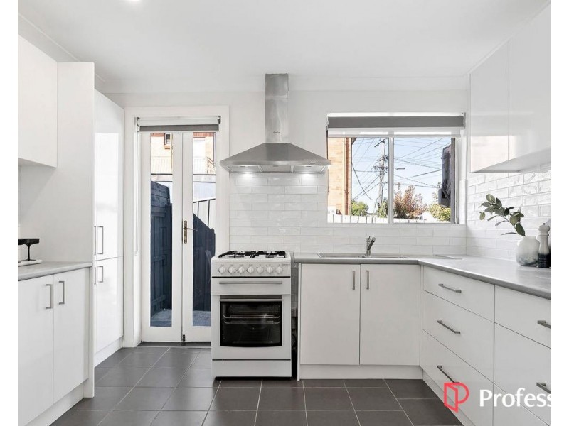 2 Chatham Street, Footscray VIC 3011