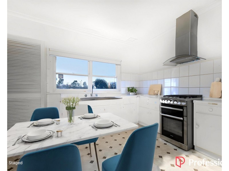 22 Comley Street, Sunshine North VIC 3020