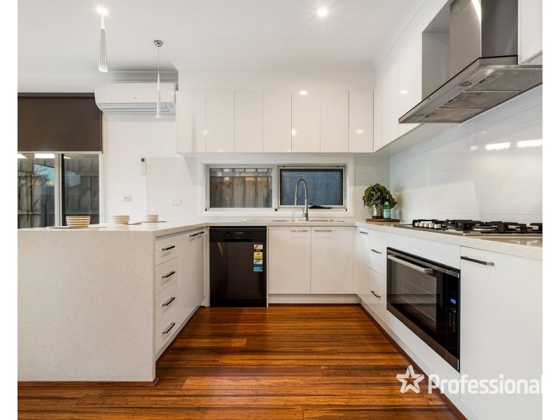 9A Mcleod Street, Sunshine North VIC 3020