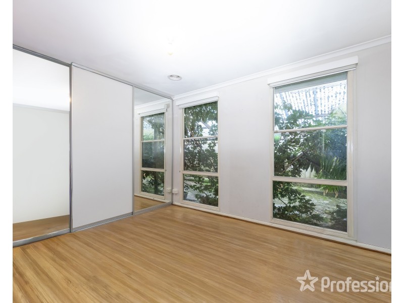 9 Lovell Court, Whittington VIC 3219