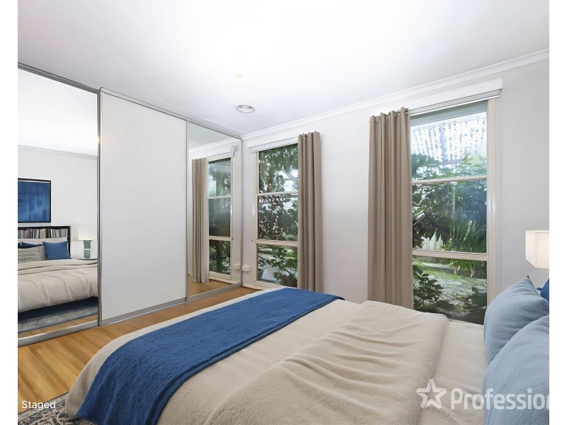 9 Lovell Court, Whittington VIC 3219