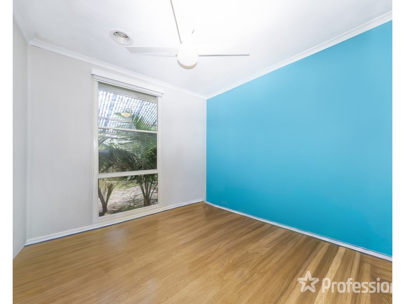 9 Lovell Court, Whittington VIC 3219