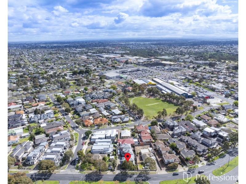 1/28 Churchill Avenue, Maidstone VIC 3012