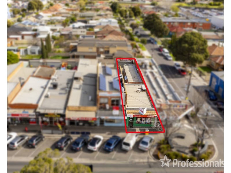 77 Mcintyre Road, Sunshine North VIC 3020