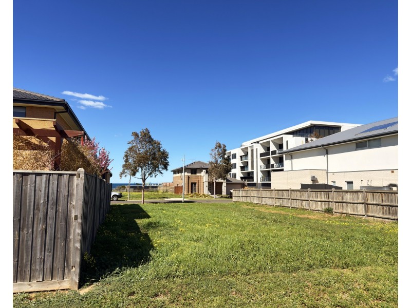 9 Starboard Way, Werribee South VIC 3030
