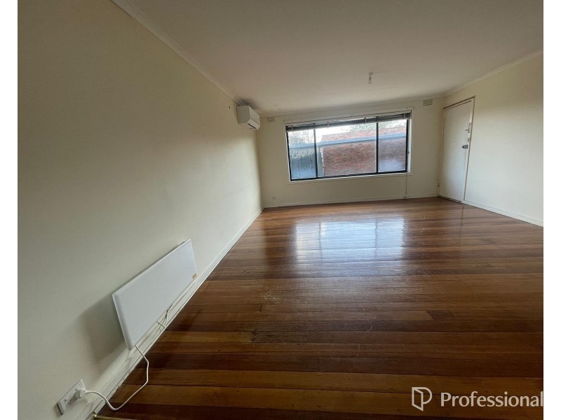 3/25 Adelaide St, St Albans VIC 3021