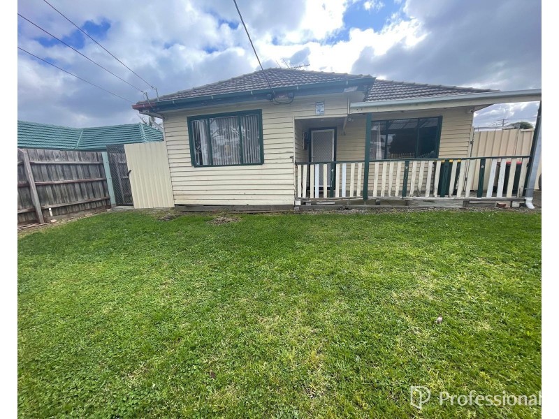 1/4 Victor St, Sunshine North VIC 3020