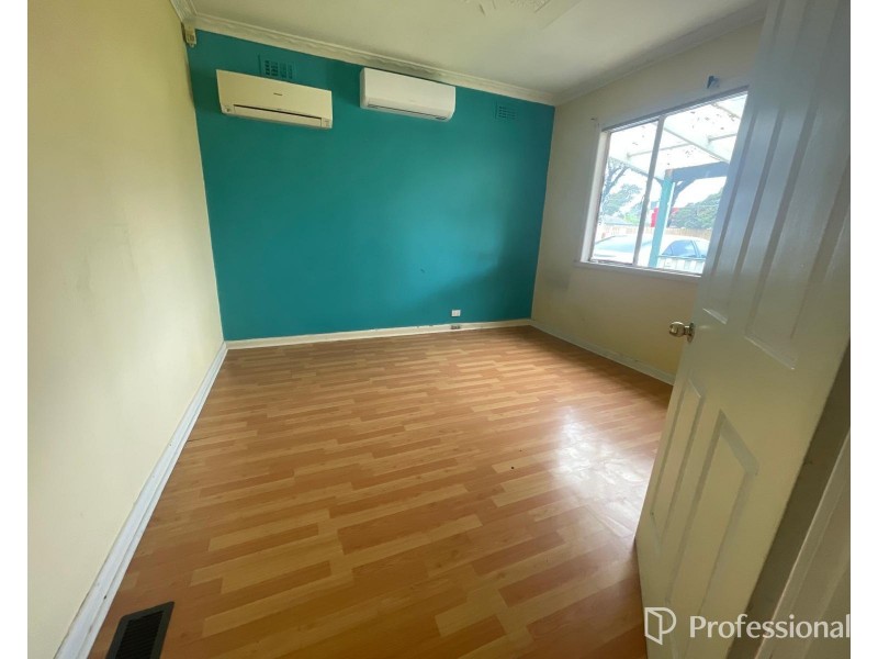1/4 Victor St, Sunshine North VIC 3020