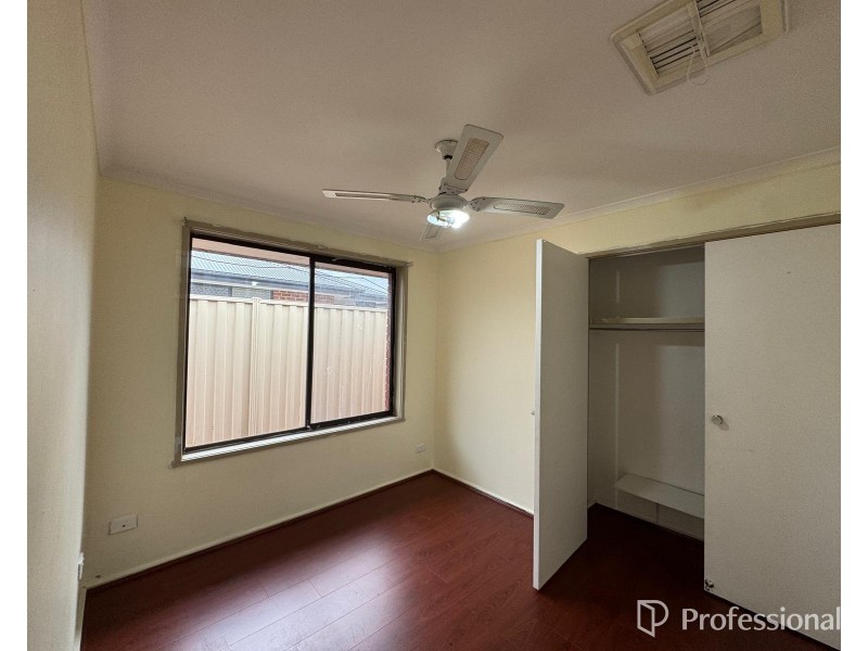 28 Currunghi Court, St Albans VIC 3021