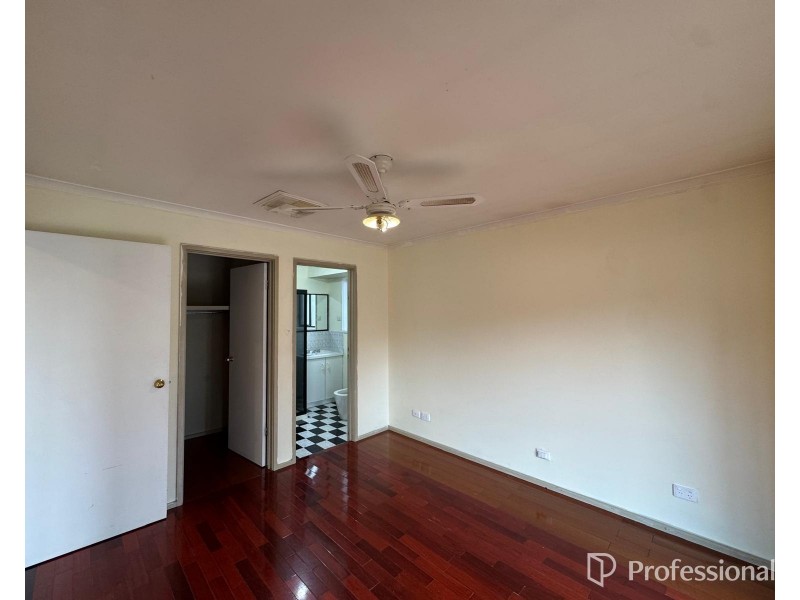 28 Currunghi Court, St Albans VIC 3021