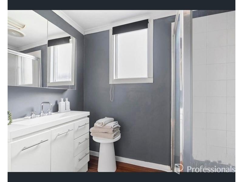 18 Waterloo Street, Geelong West VIC 3218