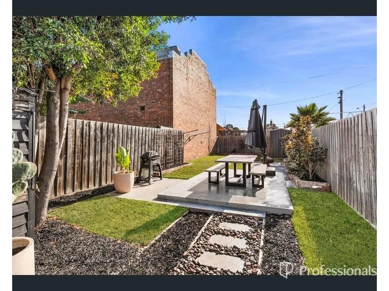 18 Waterloo Street, Geelong West VIC 3218