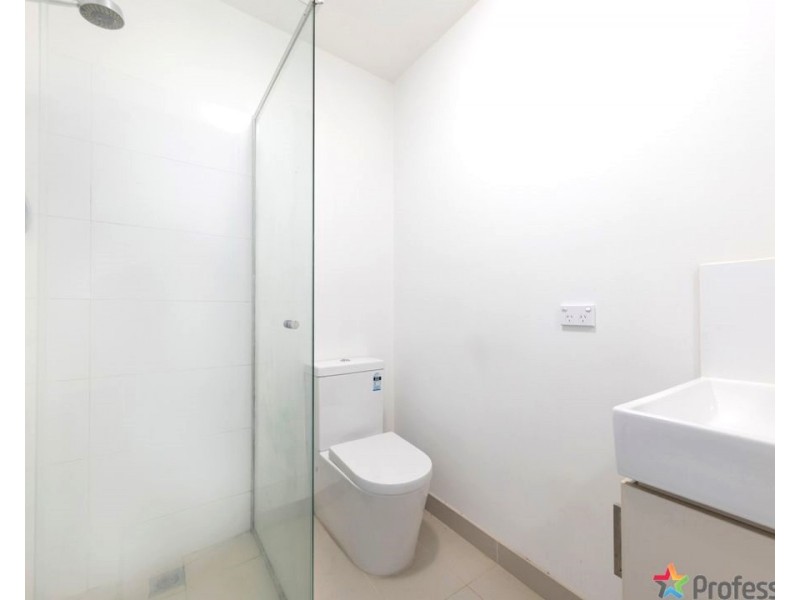 17/15 Mullenger Road, Braybrook VIC 3019