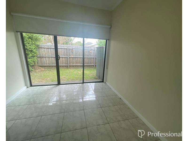 17 Kenneth St, Braybrook VIC 3019