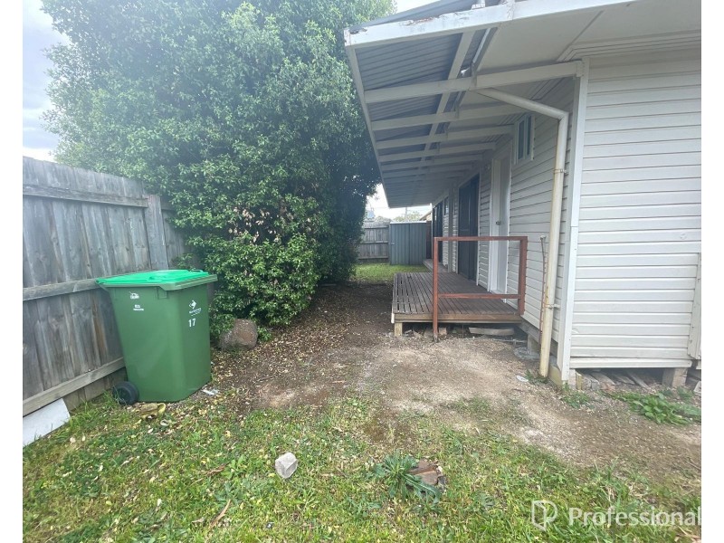 17 Kenneth St, Braybrook VIC 3019