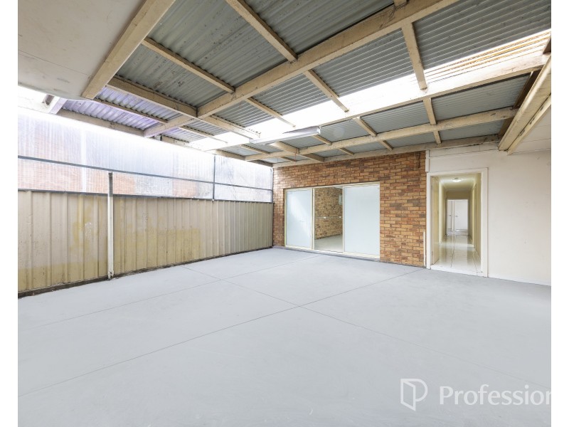 79 St Albans Road, St Albans VIC 3021