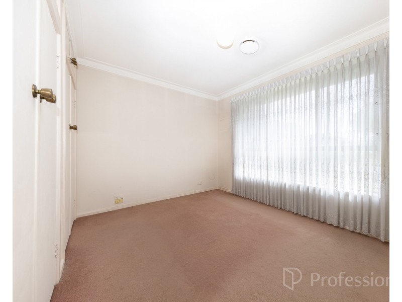 16 Simpson Street, Sunshine North VIC 3020