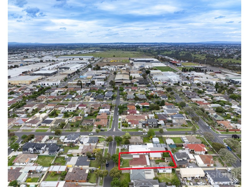 16 Simpson Street, Sunshine North VIC 3020