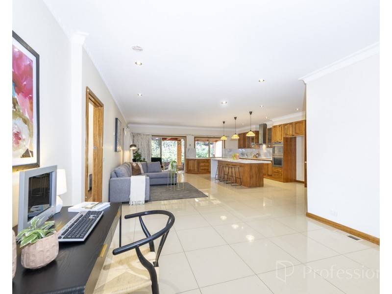 5 Ryan Court, Sunshine North VIC 3020