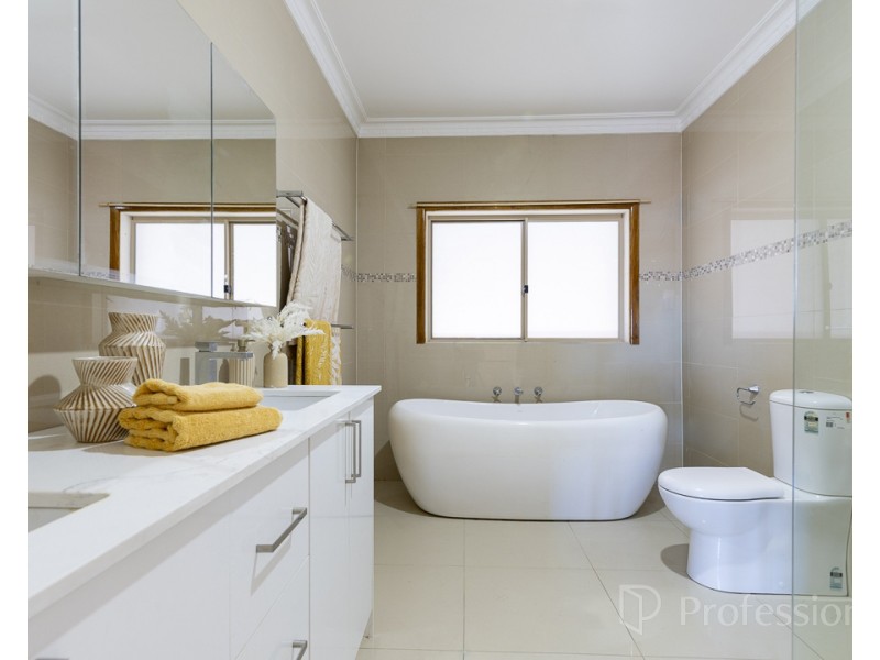 5 Ryan Court, Sunshine North VIC 3020
