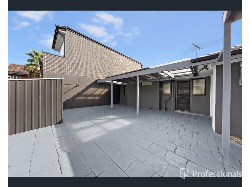 213 Taylors Road, St Albans VIC 3021