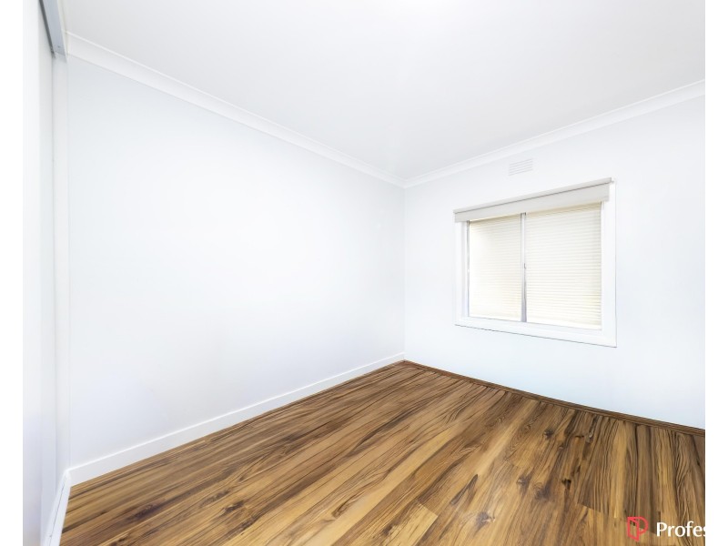 19 Manfred Avenue, St Albans VIC 3021