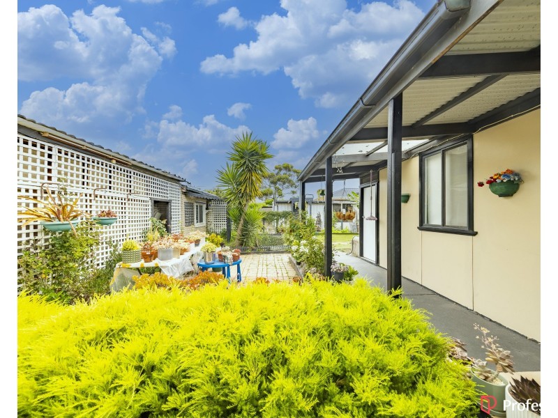 19 Manfred Avenue, St Albans VIC 3021