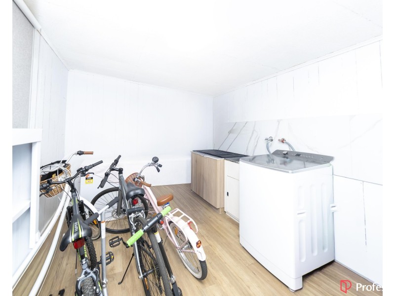 19 Manfred Avenue, St Albans VIC 3021