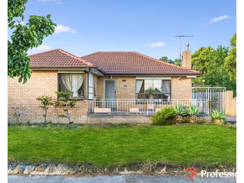 28 Gladstone Street, St Albans VIC 3021