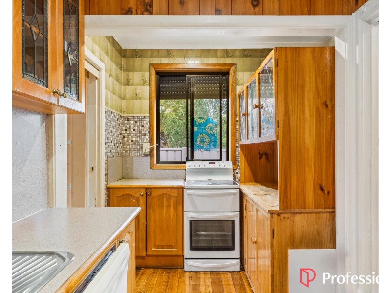 28 Gladstone Street, St Albans VIC 3021